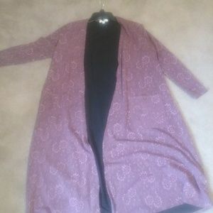 Lularoe Sarah. Floral lacey pattern. Very pretty!